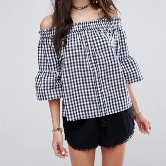 Abercrombie and Fitch Off-shoulder checkered top - Picture 2 of 10